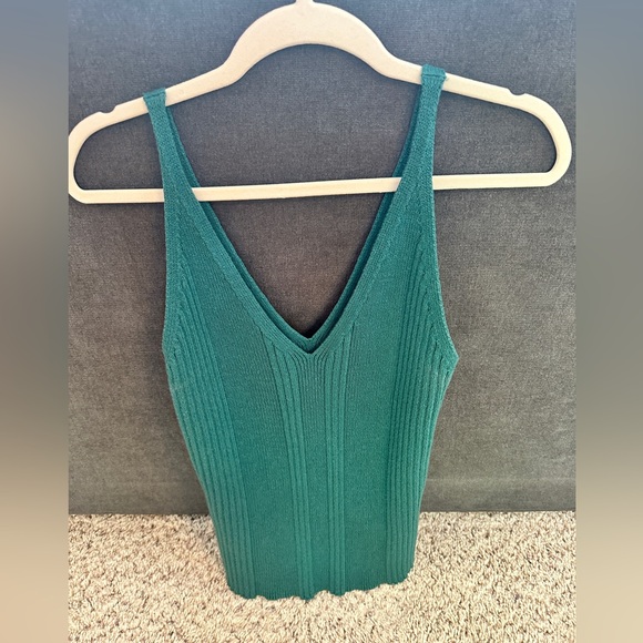 Anthropologie Knit V-Neck Tank NWT - Picture 3 of 4